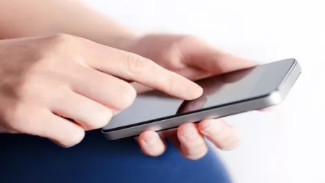 Vodafone leads NZ pre-paid mobile market