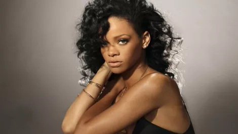 Rihanna sex tape? And you're scammed