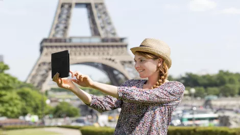 Facebook emojis might soon help you find your next travel destination