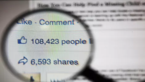 10,000 Facebook users attacked by malware trojan last month