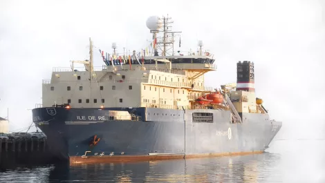 Pit stop in Auckland for undersea cable ship en route to Tasman Sea