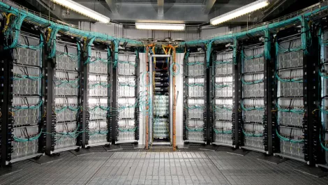 Adiabatic and evaporative cooling techniques deliver big data center savings