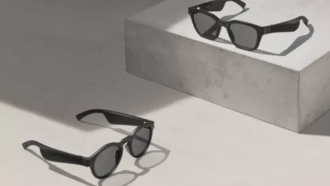 Bose releases sunglasses/headphone combo
