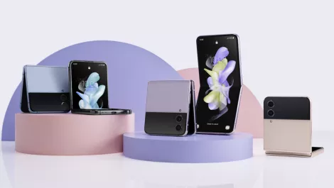 Samsung introduces new generation of foldable smartphones