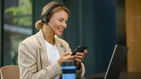 Yealink debuts hybrid work audio gear at Officeworks