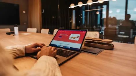 How small Australian retailers can compete with the big players using paid social